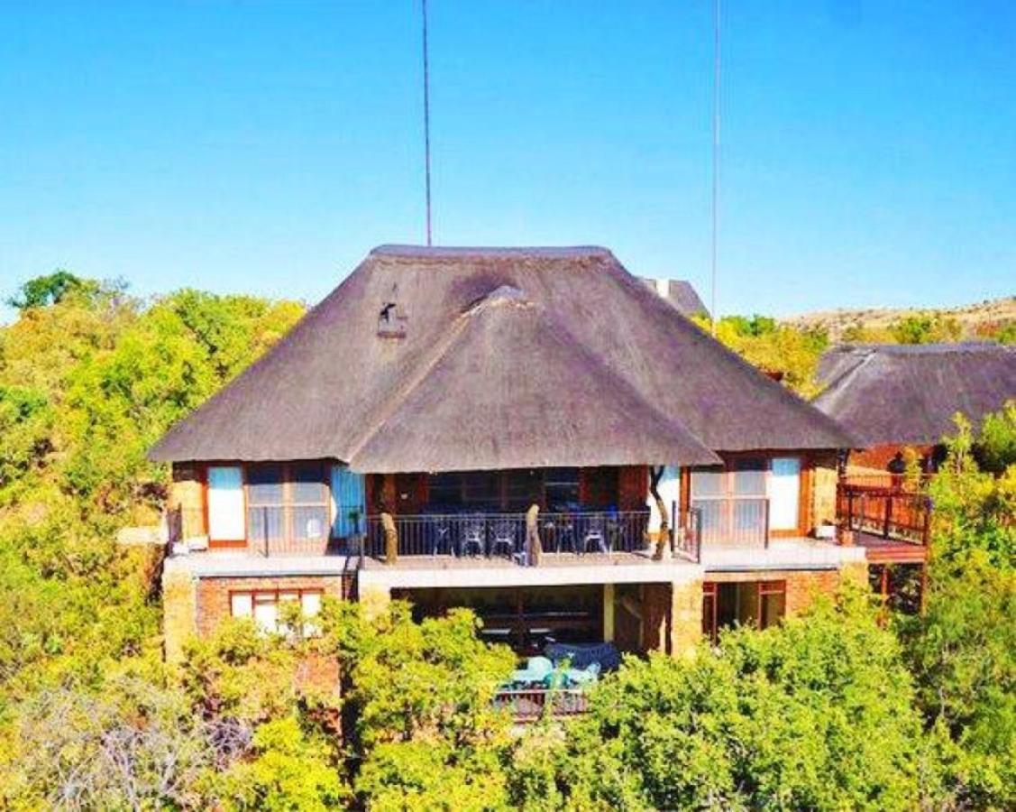 Mabalingwe Uzuri Lodge Bela-Bela Buitenkant foto